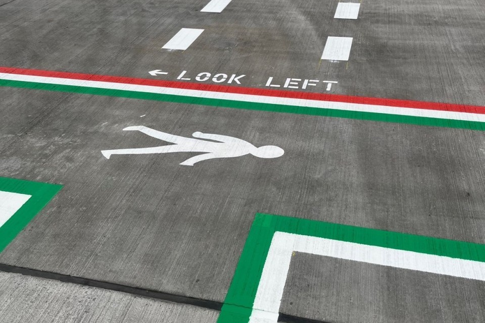 Thumbnail image for Innovative Line Marking Solutions at Heathrow Airport